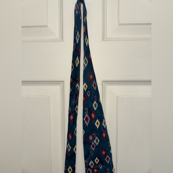 Bugatti Geometric Pattern Tie - Picture 4 of 4
